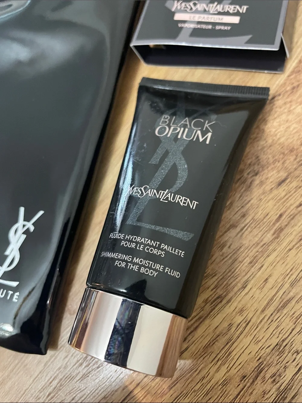 🎆 Yves Saint Laurent Black Patent Drawstring Pouch with Black Opium Set